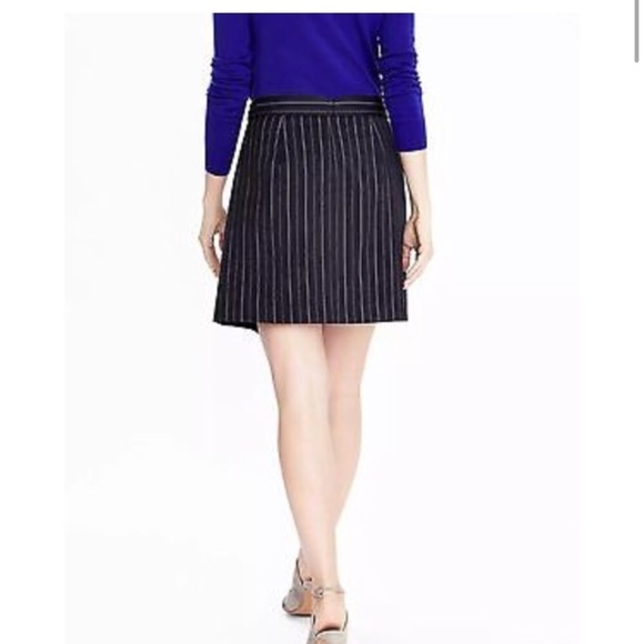 NWOT Banana Republic size 0 mini skirt - Picture 2 of 8